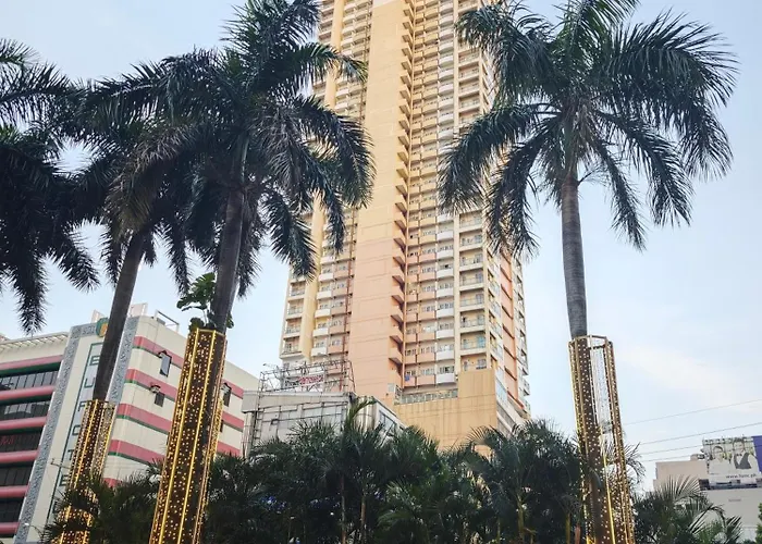 Skyline Haven - 40th Floor Panoramic View * Manille